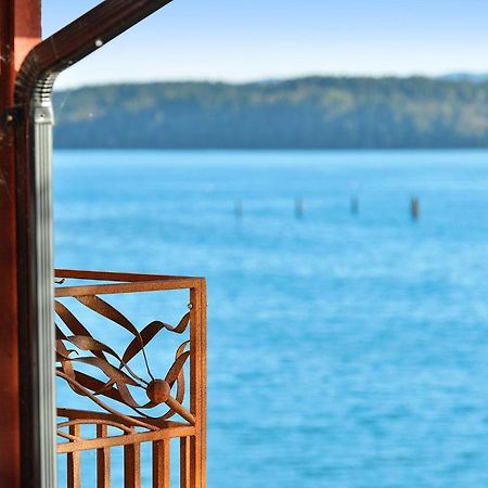 Salishan Tree House Suite คาวิแกนเบย์ ภายนอก รูปภาพ