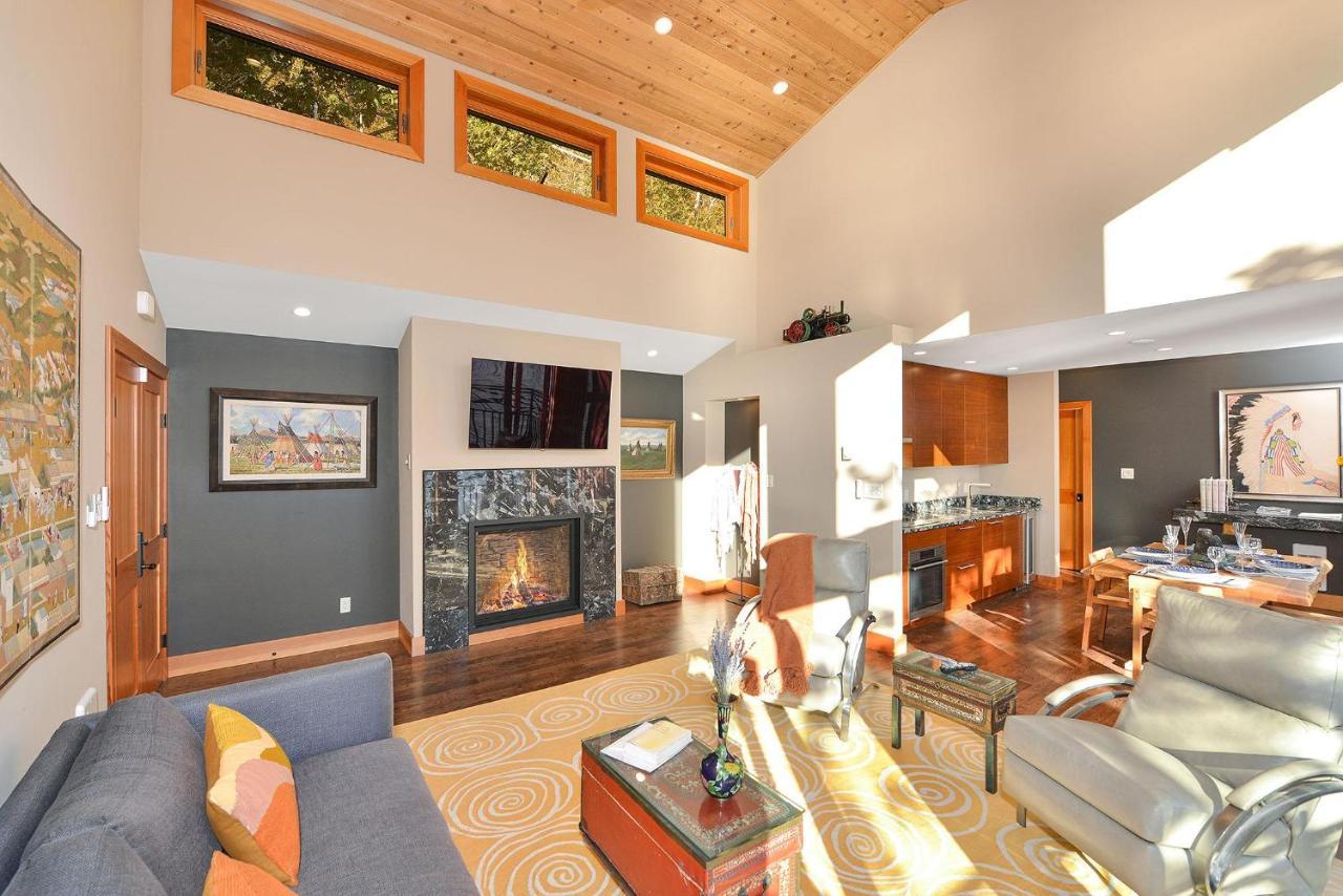 Salishan Tree House Suite คาวิแกนเบย์ ภายนอก รูปภาพ