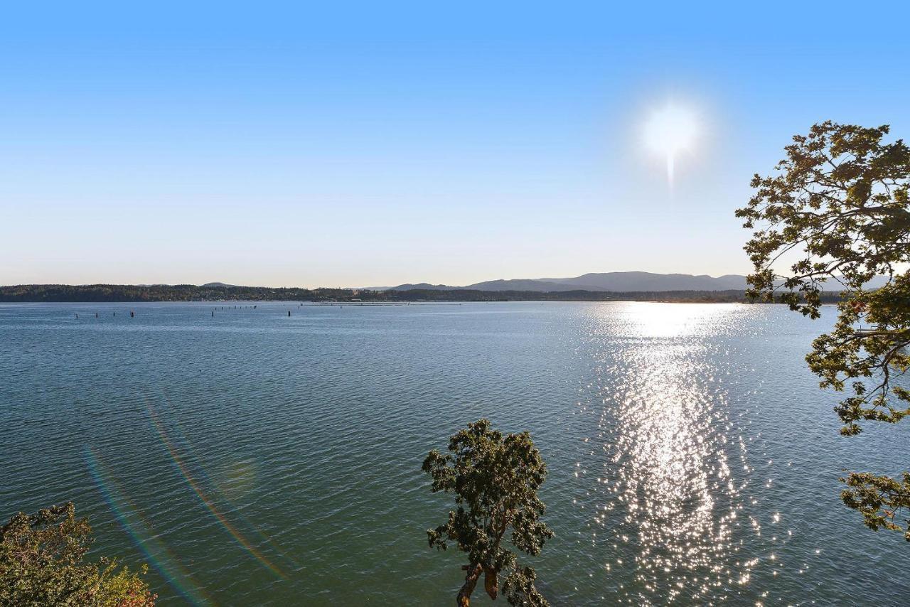 Salishan Tree House Suite คาวิแกนเบย์ ภายนอก รูปภาพ