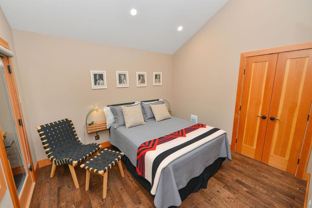 Salishan Tree House Suite คาวิแกนเบย์ ภายนอก รูปภาพ