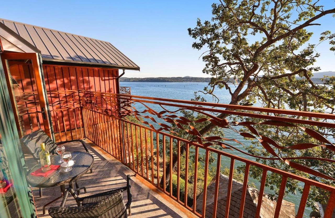 Salishan Tree House Suite คาวิแกนเบย์ ภายนอก รูปภาพ