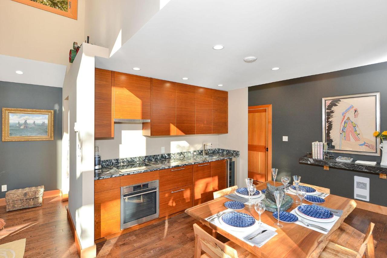 Salishan Tree House Suite คาวิแกนเบย์ ภายนอก รูปภาพ