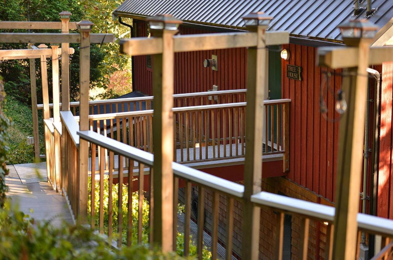 Salishan Tree House Suite คาวิแกนเบย์ ภายนอก รูปภาพ